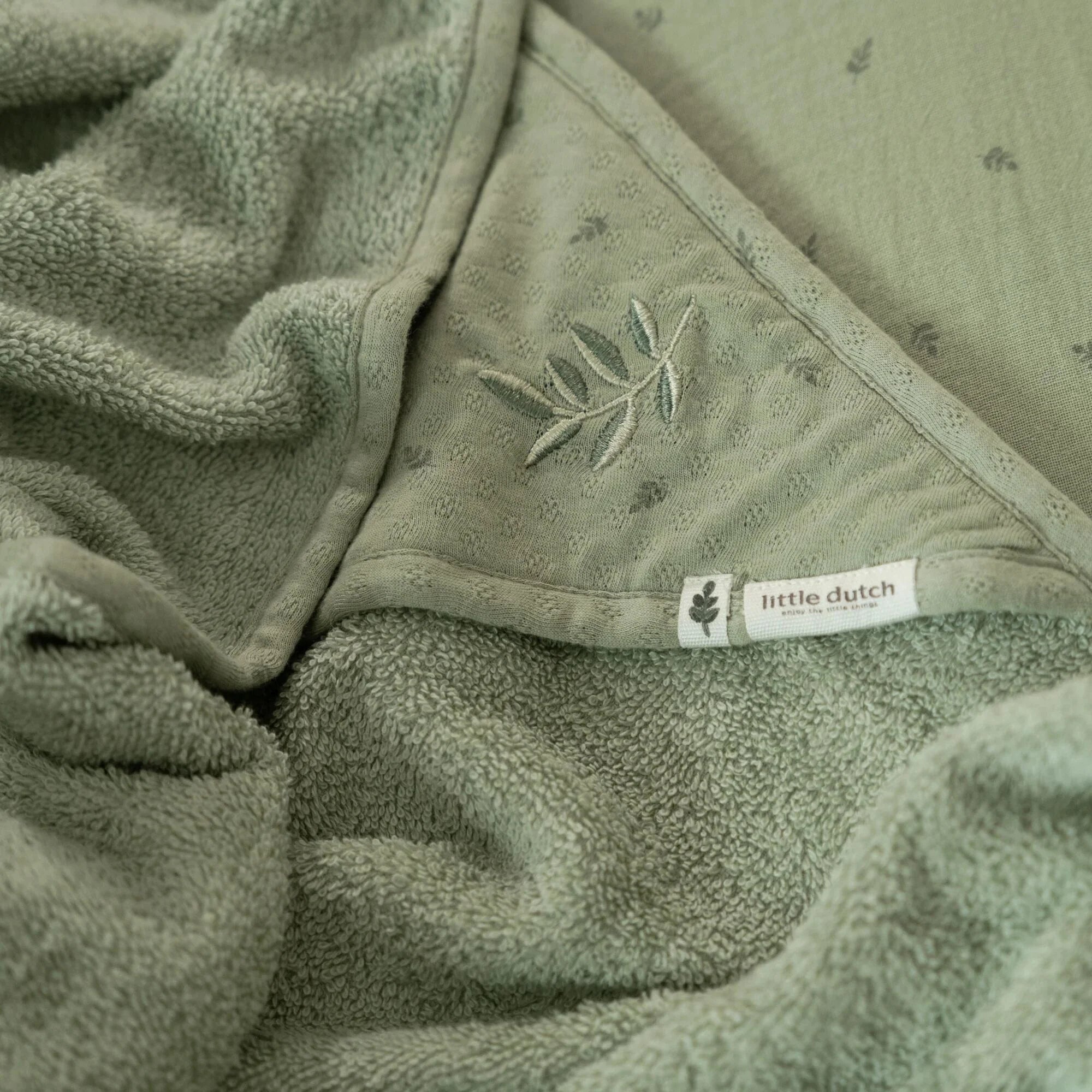 Badcape - Groen - 75 x 75 - Essentials