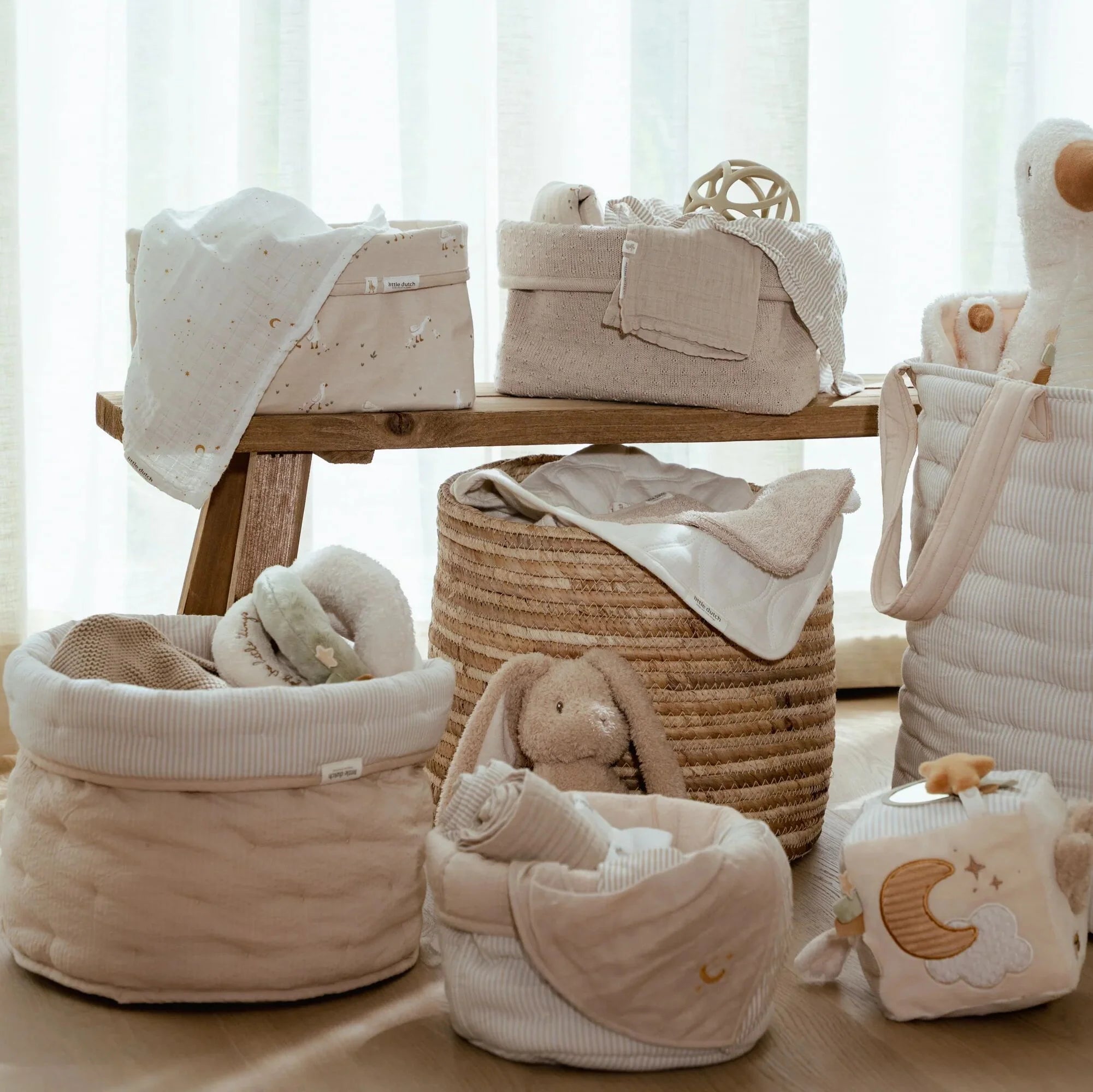 Commodemandje groot - Wit - Newborn Naturals - Little Goose