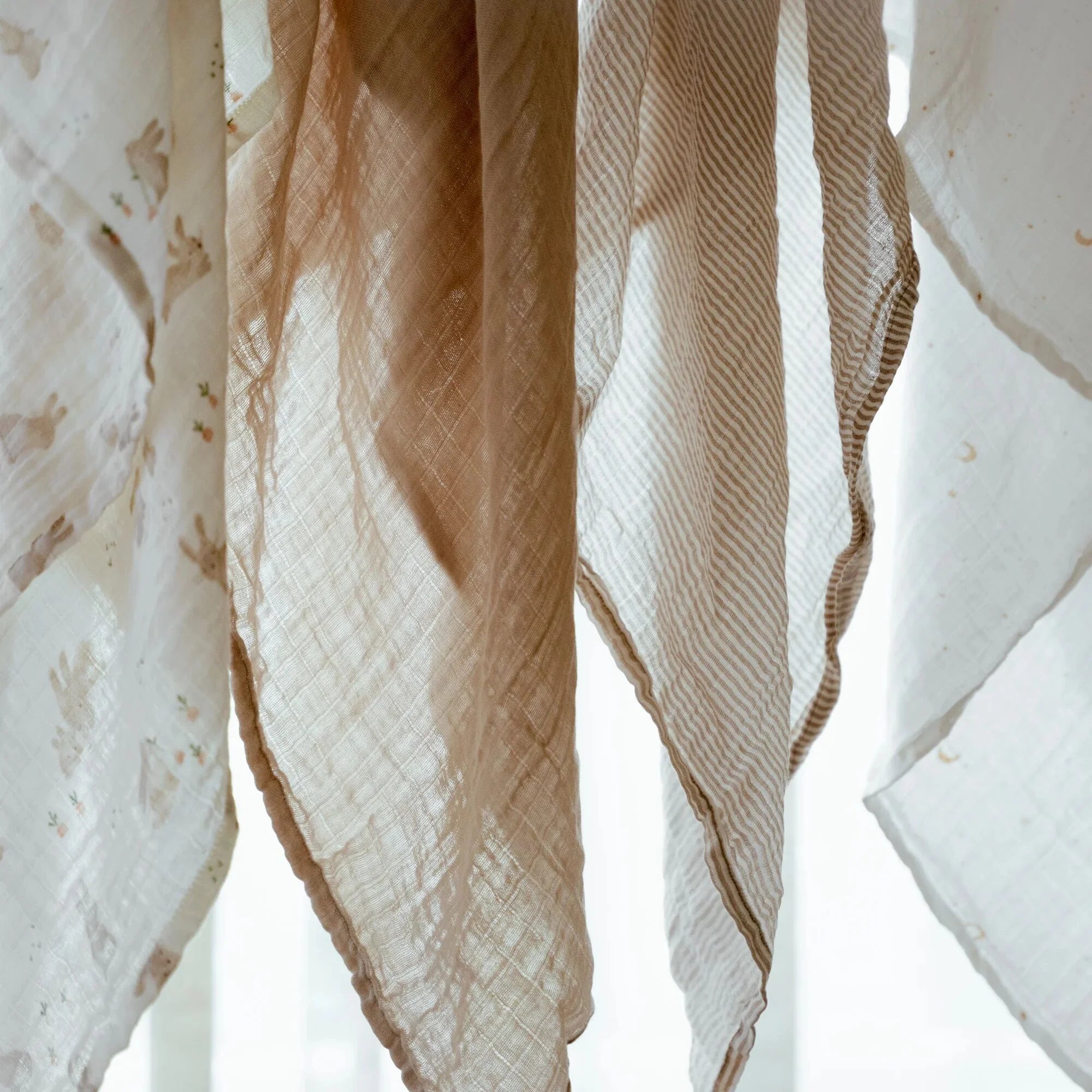 Swaddle - Beige streepjes - 120 cm