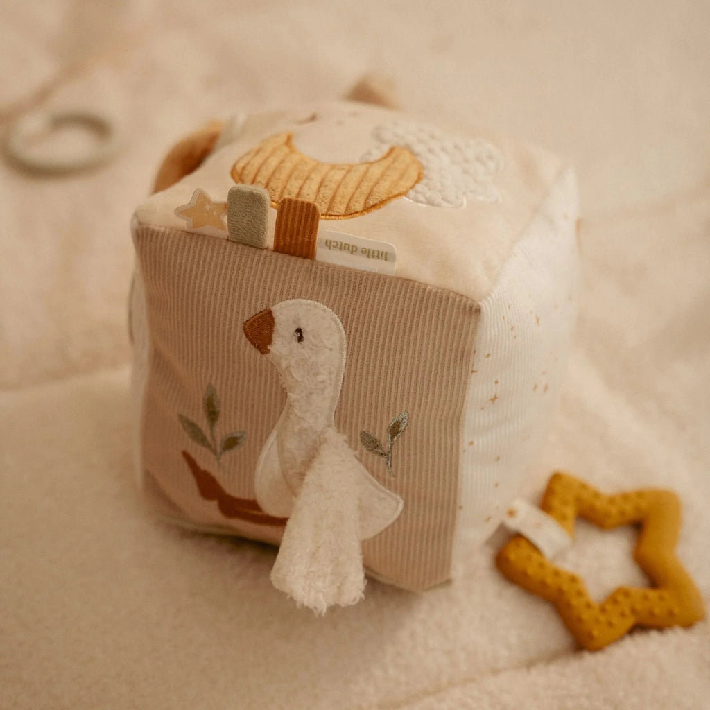 Activiteitenkubus - Beige - Newborn Naturals