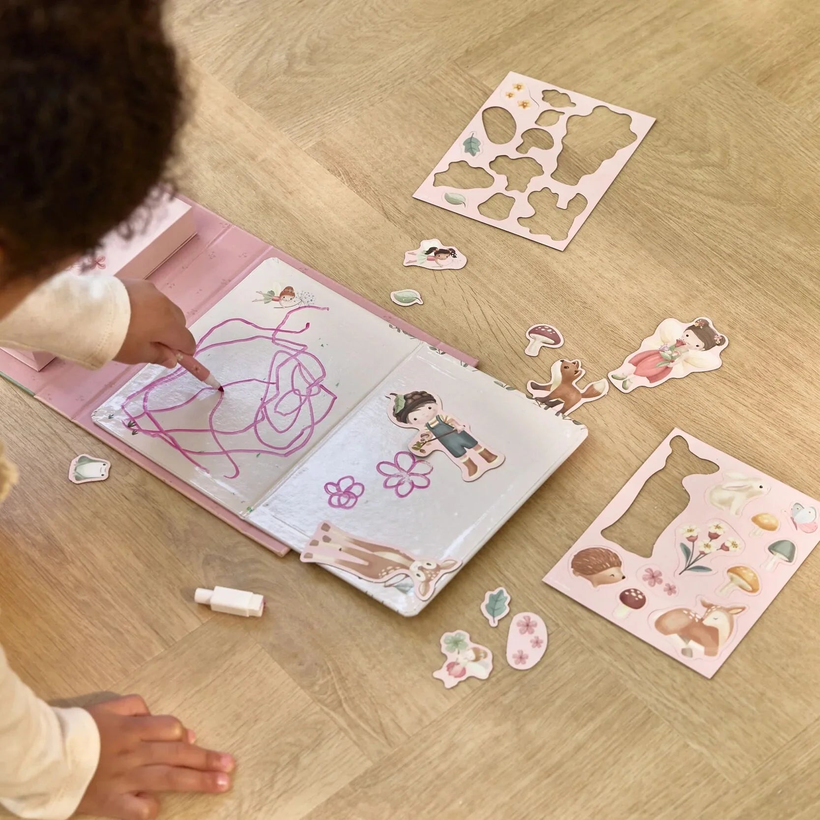 Magnetisch speelboek - Rosa