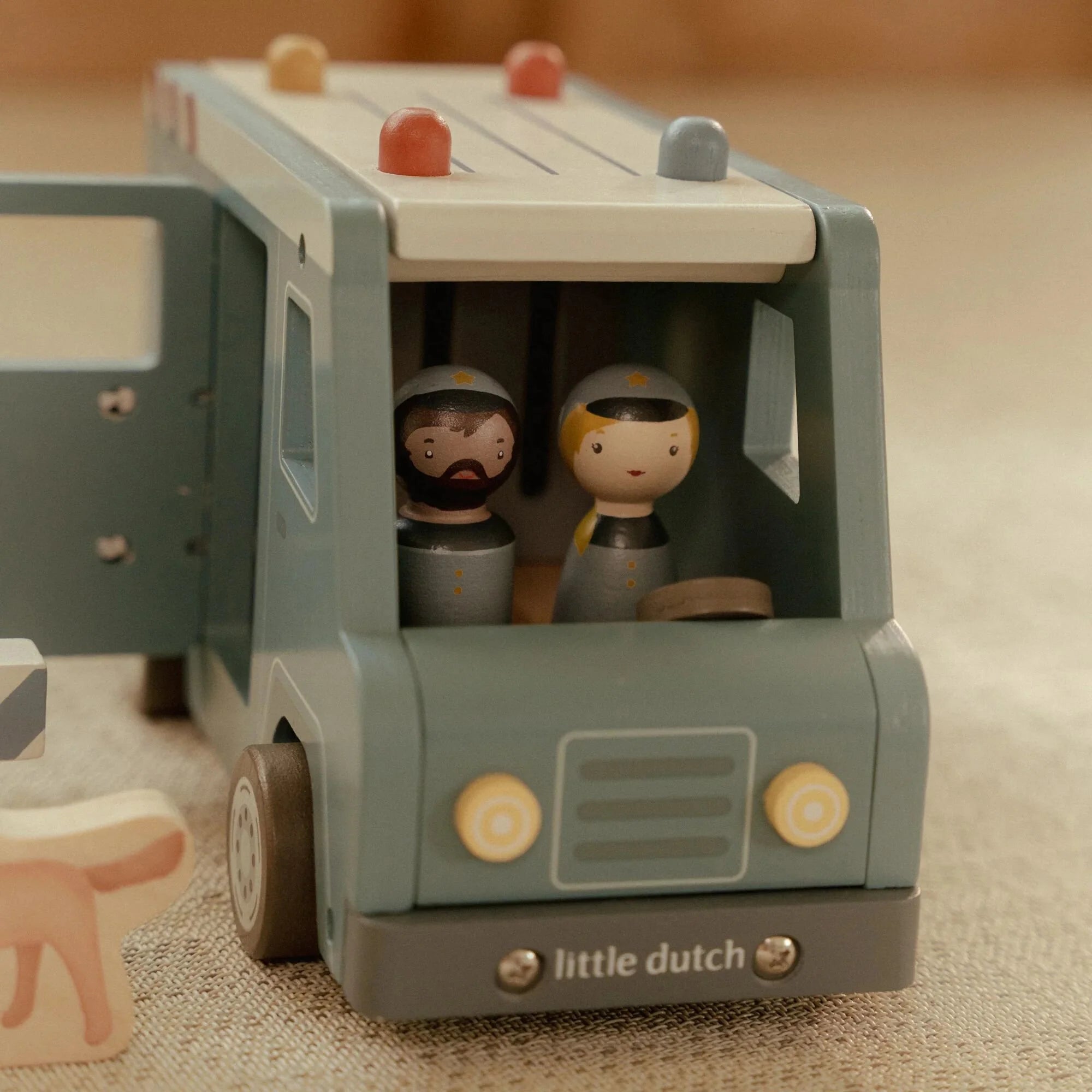 Houten politiewagen – Blauw – Essentials
