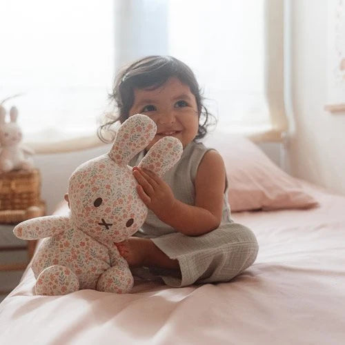 nijntje knuffel all-over print 30 cm - Roze - Lucky Blossom