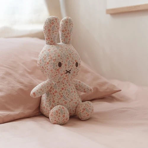 nijntje knuffel all-over print 20 cm - Roze - Lucky Blossom
